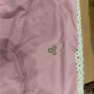 Aritzia pink Leggings